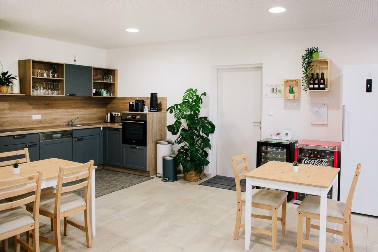 Steira-Studios Ehrenhausen Extérieur photo